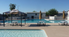 pool-side-225w